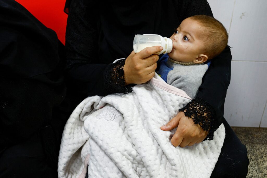 escassez-de-alimentos-em-gaza-ameaca-saude-de-bebes-e-criancas,-diz-onu