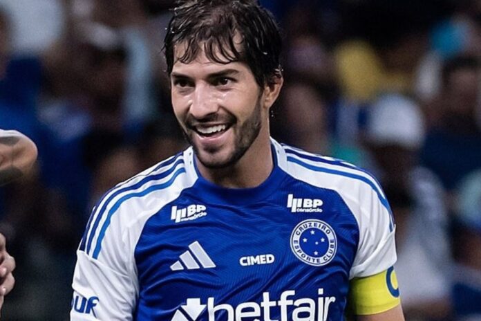 cruzeiro-atualiza-estado-de-lucas-silva-apos-jogador-deixar-o-campo