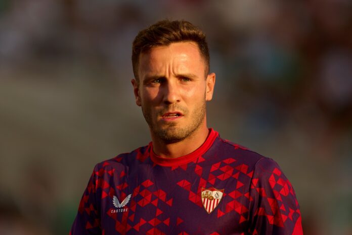 saul-desembarca-no-rio-para-assinar-com-o-flamengo-nesta-terca