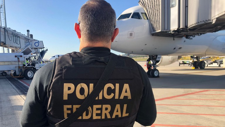 pf-desarticula-grupo-que-enviava-cocaina-ao-exterior-por-aeroportos-de-sp
