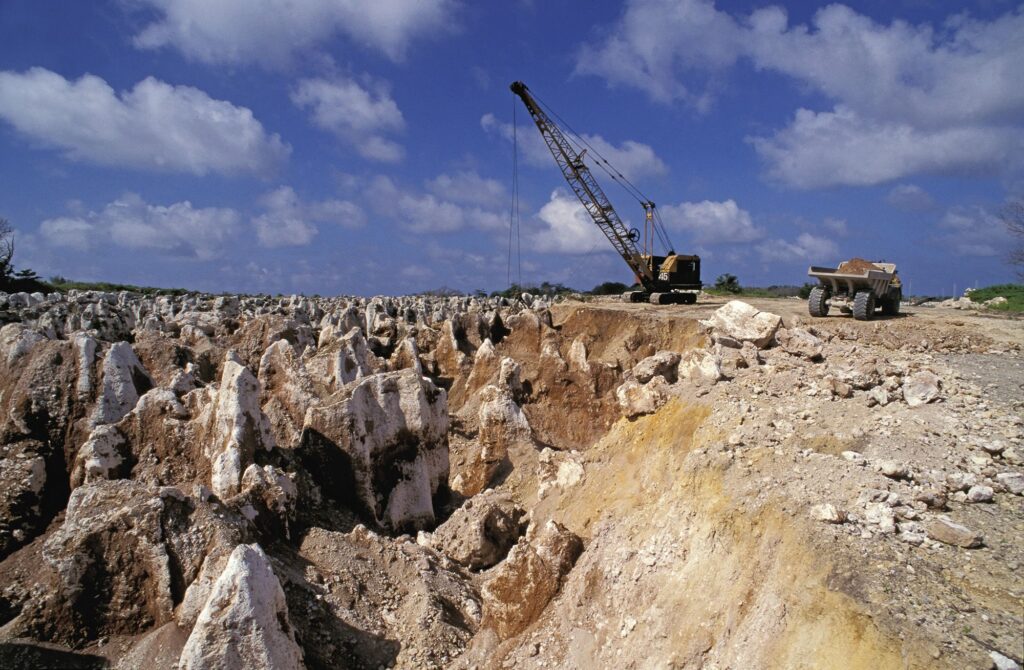 eua-procuram-mineradoras-brasileiras-e-sinalizam-interesse-em-acordo