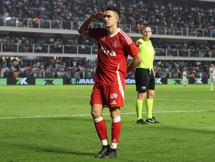 santos-perde-para-o-internacional-e-fica-no-z4-do-brasileirao