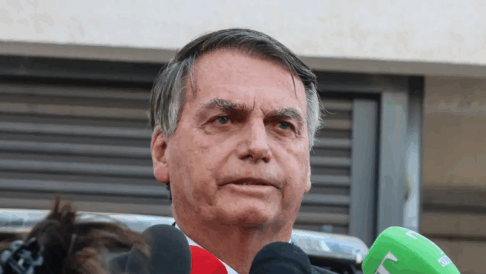 defesa-de-bolsonaro-sobre-“pintou-um-clima”:-provas-inexistentes-nos-autos