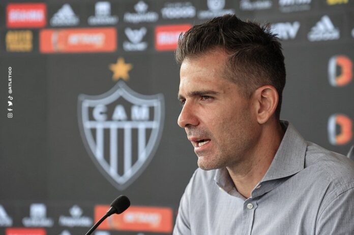 victor-abre-o-jogo-sobre-possiveis-reforcos-do-atletico-mg:-“grande-nome”