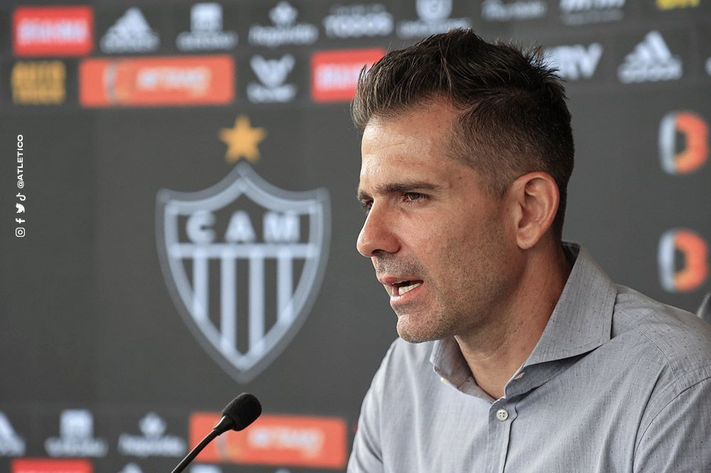 victor-abre-o-jogo-sobre-possiveis-reforcos-do-atletico-mg:-“grande-nome”