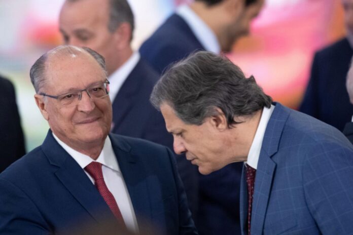 haddad-comenta-possibilidade-de-alckmin-ir-aos-eua-negociar-tarifaco