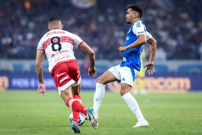 copa-do-brasil:-cruzeiro-empata-com-crb-em-jogo-de-ida-das-oitavas