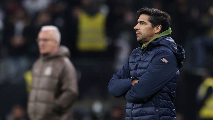 abel-ferreira-detona-arbitragem-de-classico-entre-palmeiras-e-corinthians