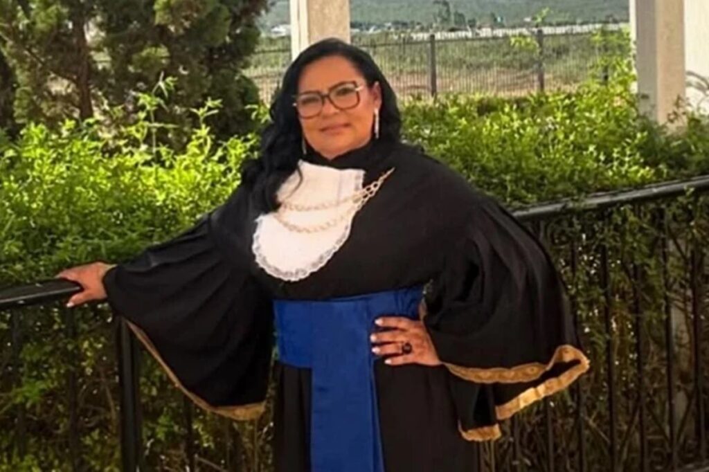 mara-viana,-campea-do-bbb,-conclui-3a-graduacao-e-agradece-ao-reality