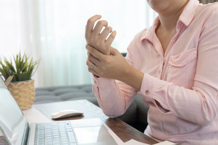estudo-ve-aumento-alarmante-de-artrose-em-mulheres-na-pos-menopausa