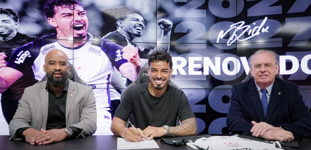corinthians-anuncia-renovacao-de-titular-as-vesperas-de-derby-decisivo