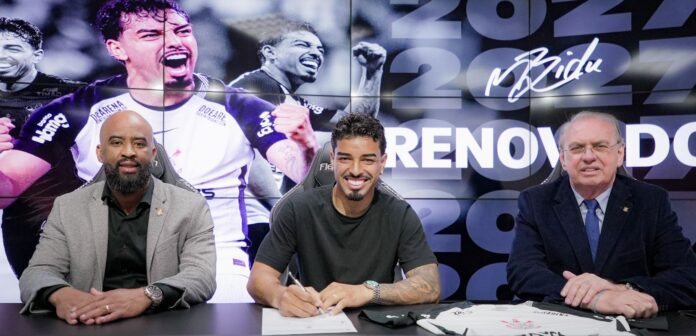 corinthians-anuncia-renovacao-de-titular-as-vesperas-de-derby-decisivo