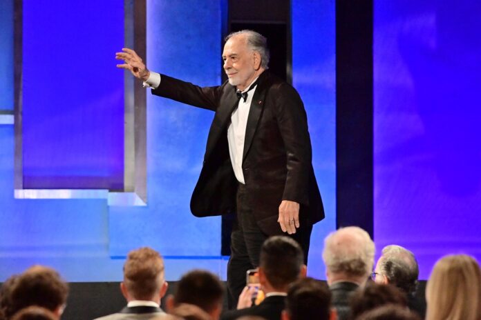 coppola-atualiza-estado-de-saude-e-tranquiliza-fas-apos-internacao