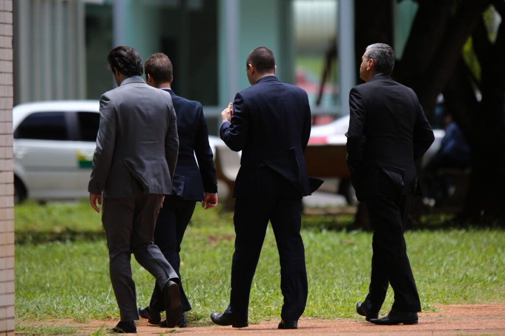 uniao-oferece-opcao-de-plano-de-saude-mais-barato-a-servidores