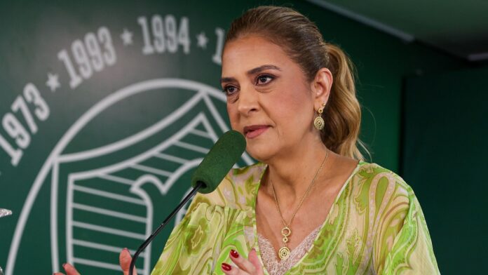organizada-do-palmeiras-dispara-contra-leila-e-diretoria-apos-eliminacao
