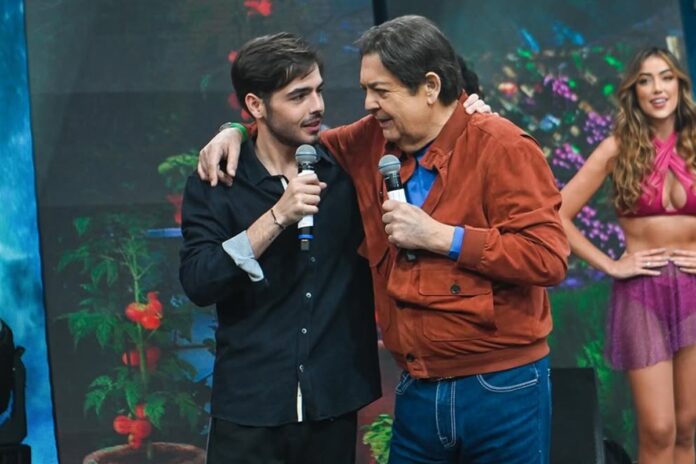 joao-silva-faz-homenagem-a-faustao-antes-de-estrear-programa-no-sbt