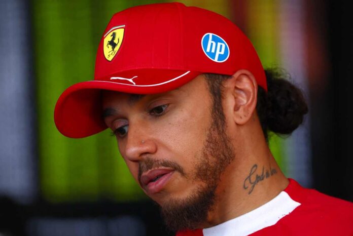 ex-ferrari-critica-hamilton:-“senna-ou-schumacher-jamais-teriam-dito”