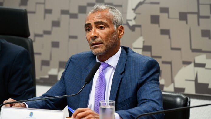 cobrado-sobre-impeachment-de-moraes,-romario-diz:-“nao-devo-nada-a-ninguem”