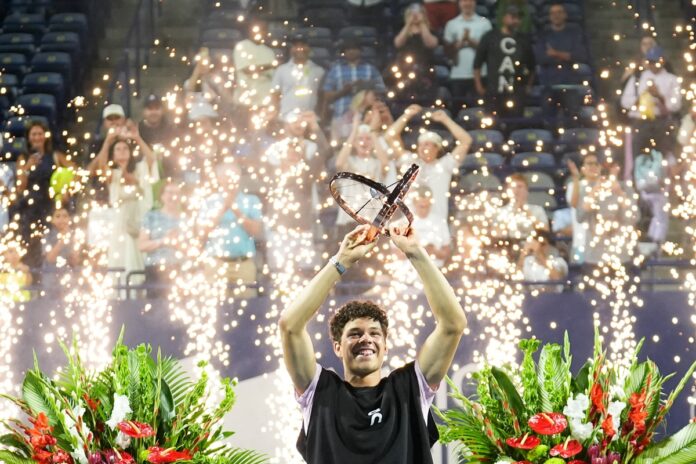 jovem-de-22-anos-conquista-masters-1000-de-toronto-e-passa-djokovic