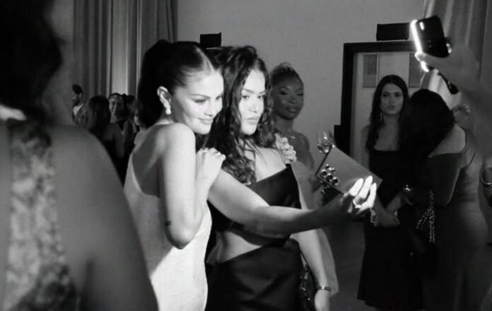 selena-gomez-posta-foto-com-maisa,-que-se-choca:-“nao-sei-o-que-respondi”