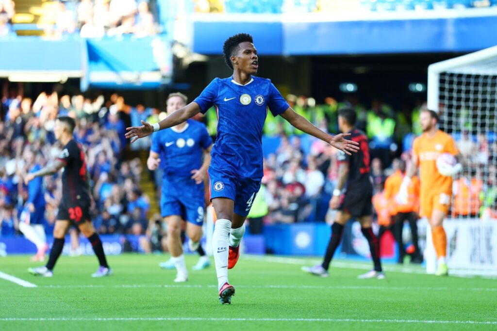 estevao-marca-em-estreia-pelo-chelsea.-assista-ao-gol