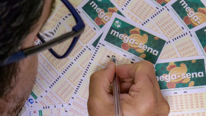 mega-sena-2899:-sorteio-deste-sabado-(9)-pode-pagar-r$-9-milhoes