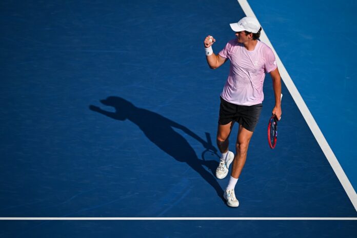 joao-fonseca-derrota-numero-19-do-mundo-no-masters-1000-de-cincinnati