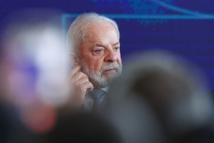 reuniao-de-ajustes-no-plano-contra-tarifaco-termina-sem-conclusao