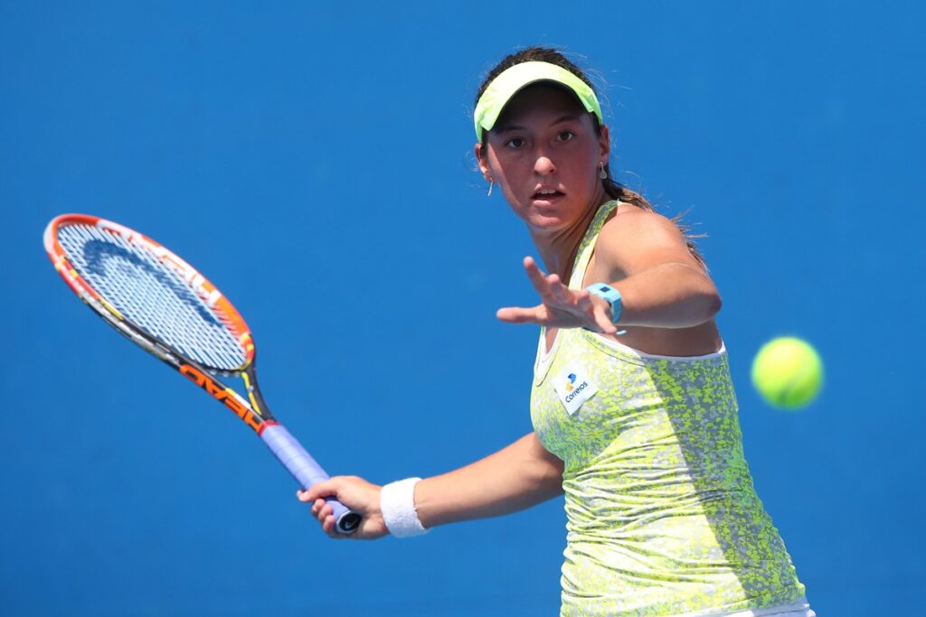 stefani-e-babos-vencem-na-estreia-e-vao-as-oitavas-em-cincinnati