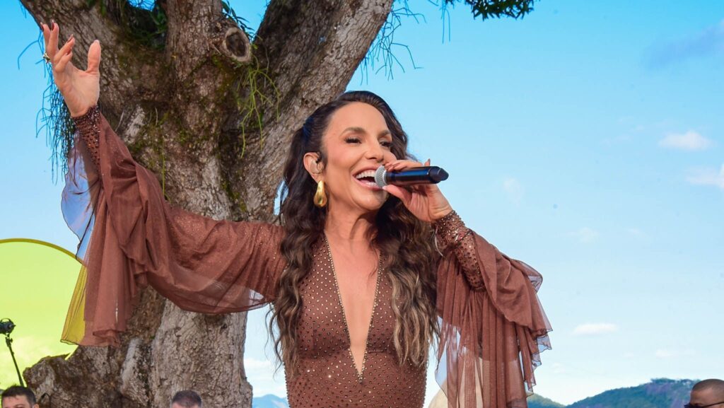 ivete-sangalo-grava-projeto-de-samba-no-rio;-veja-fotos