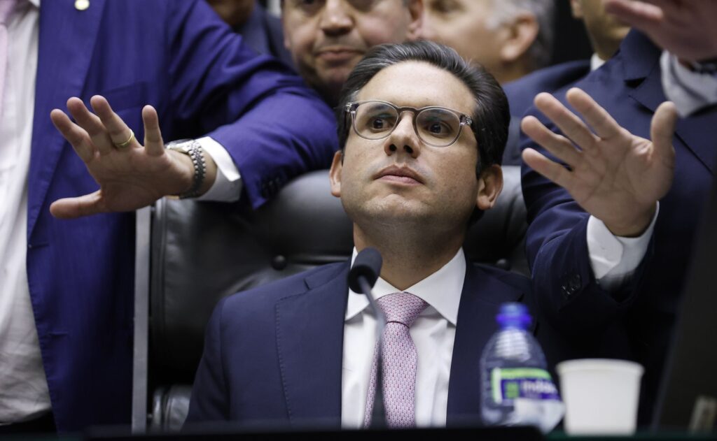 motta-busca-restaurar-imagem-e-nega-priorizar-pautas-bolsonaristas