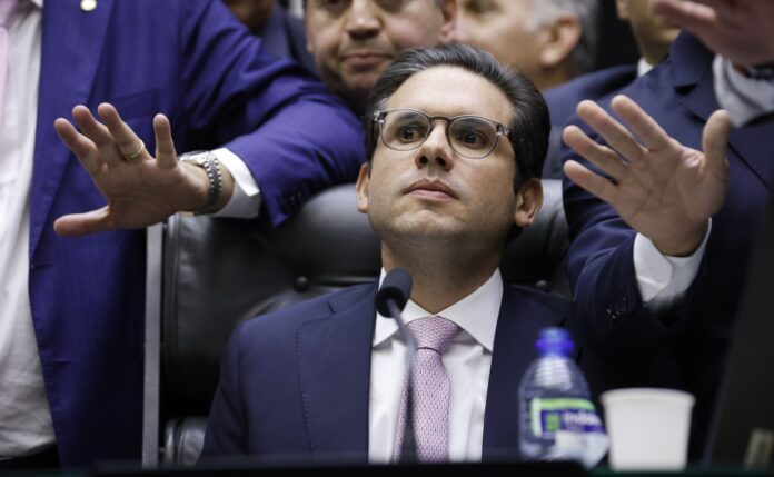 motta-busca-restaurar-imagem-e-nega-priorizar-pautas-bolsonaristas