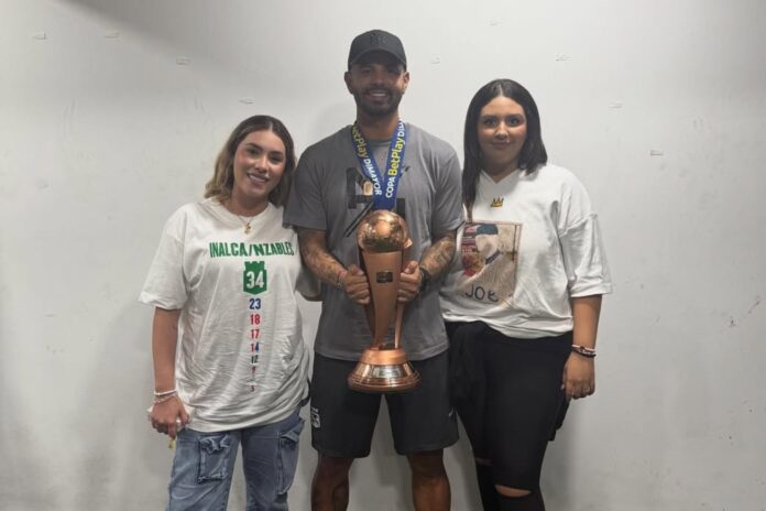 conheca-cardona,-astro-do-atletico-nacional-que-foi-pai-aos-11-anos
