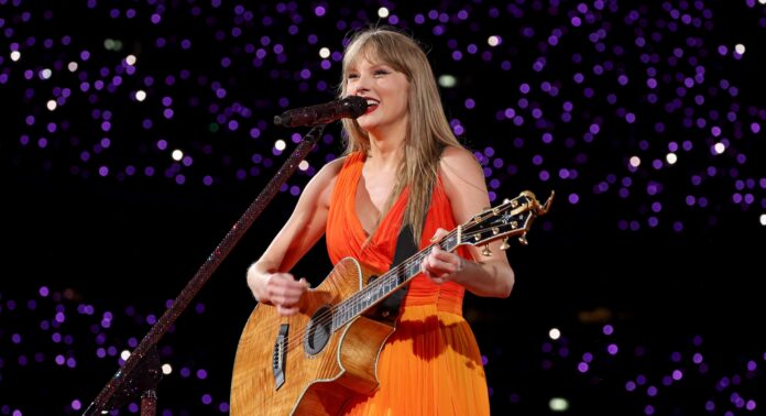taylor-swift-anuncia-capa-e-data-de-lancamento-de-seu-12a-album;-confira