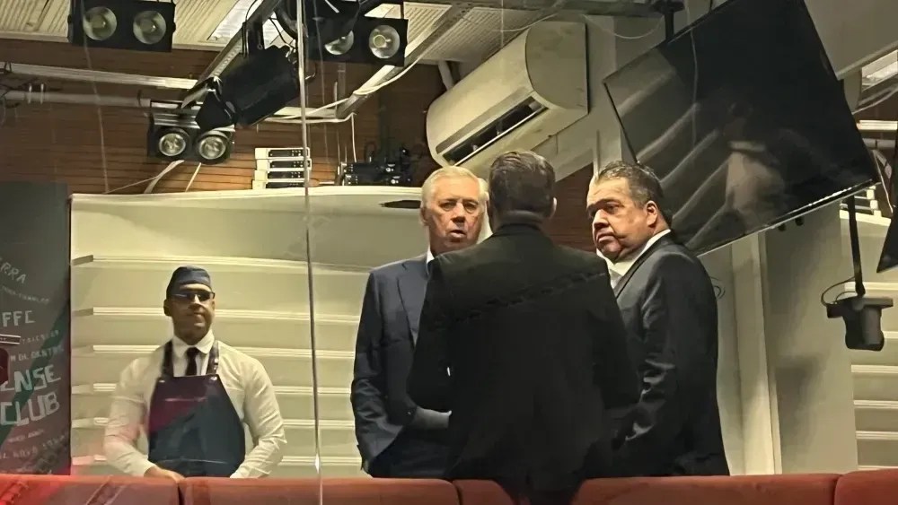 ancelotti-marca-presenca-no-maracana-para-acompanhar-flamengo-x-inter