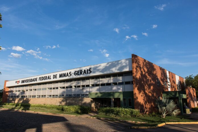 ufmg-abre-inscricoes-para-mestrado-e-doutorado-em-letras