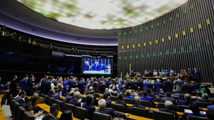 oposicao-cogita-priorizar-pec-das-prerrogativas-por-maior-apoio-do-centrao