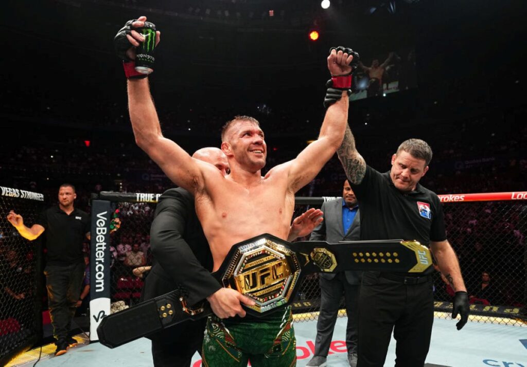 ufc-319:-chimaev-enfrenta-du-plessis-por-cinturao-peso-medio