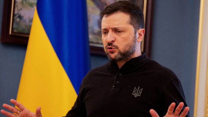zelensky-diz-que-negociacoes-de-paz-devem-comecar-com-linhas-de-frente