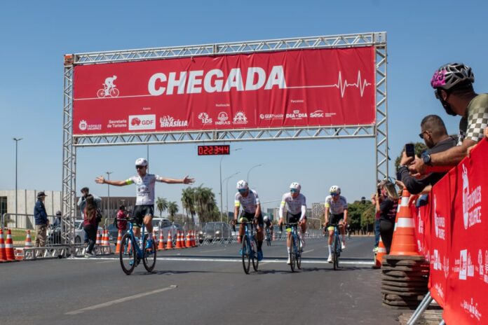 metropoles-endurance-cycling:-confira-os-vencedores-da-elite-masculina