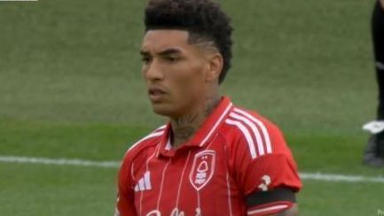 igor-jesus-tem-estreia-discreta-na-premier-league;-saiba-como-foi