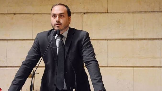 carlos-bolsonaro-diz-que-governadores-de-direita-“agem-como-ratos”