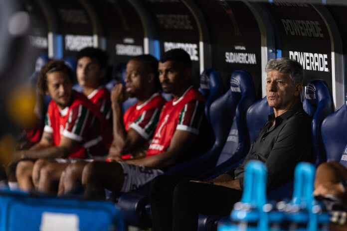 “confio-sempre-no-meu-grupo”,-destaca-renato-gaucho-apos-classificacao
