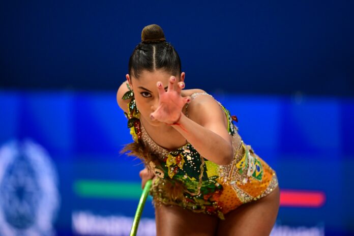 brasileiras-brilham-em-apresentacoes-do-2o-dia-do-mundial-de-ginastica