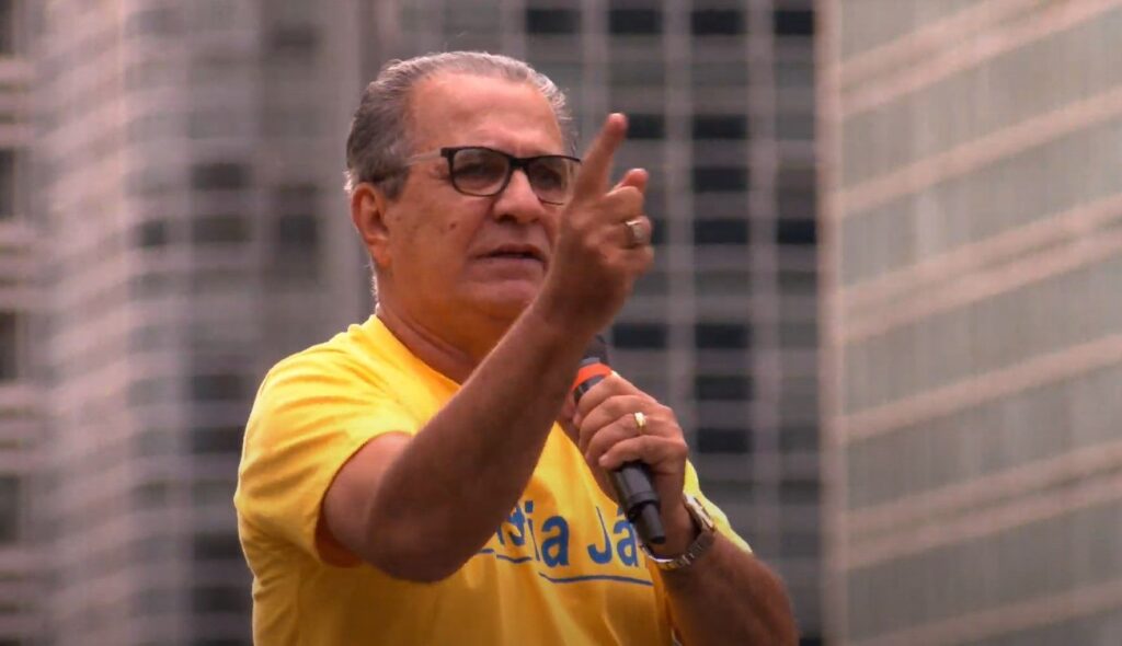 ouca-malafaia-chamar-eduardo-de-“babaca”-em-mensagem-de-audio-a-bolsonaro