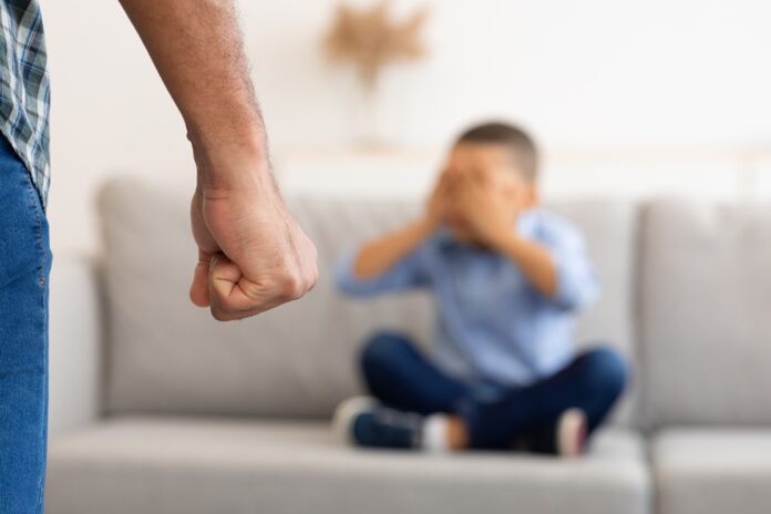 castigos-fisicos-geram-multiplos-riscos-a-saude-infantil,-alerta-oms