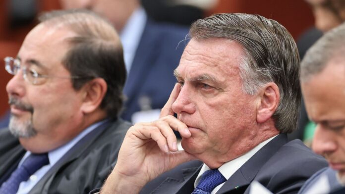 analise:-populacao-esta-mais-informada-sobre-o-julgamento-de-bolsonaro