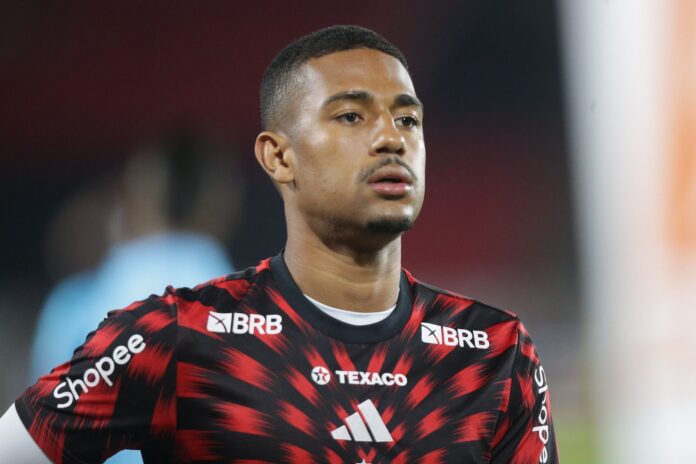 samuel-lino-marca-seu-primeiro-gol-com-a-camisa-do-flamengo;-veja