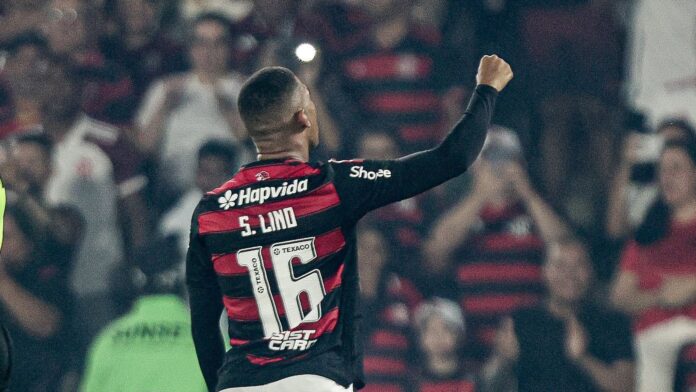 ronaldo-se-derrete-por-novo-astro-do-flamengo:-“vai-fazer-muita-diferenca”
