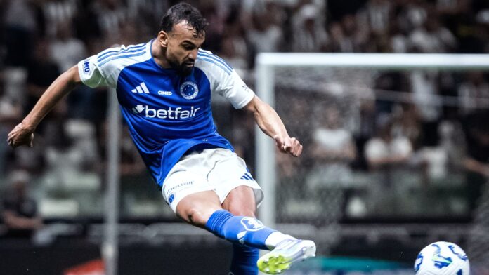 convocado,-fabricio-bruno-marca-golaco-em-atletico-mg-x-cruzeiro;-veja
